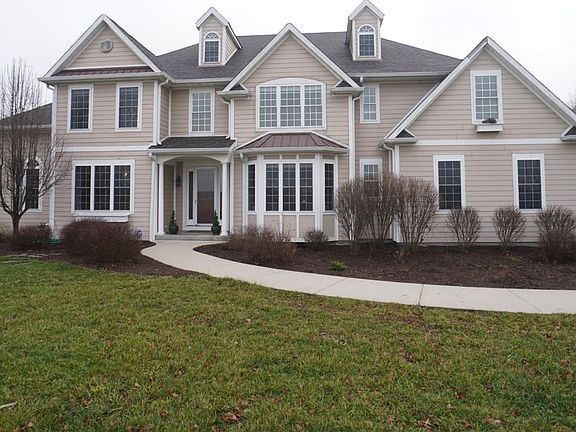 3rd image of 1147 Bauer Farm Dr