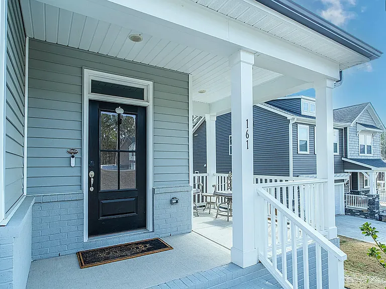 161 Beacon Hill Rd — Photo 2