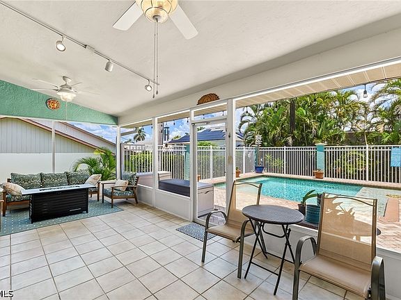 4th image of 17593 Moorfield Dr