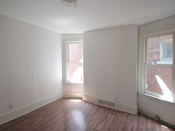 4th image of 302 S Trenton Ave #2