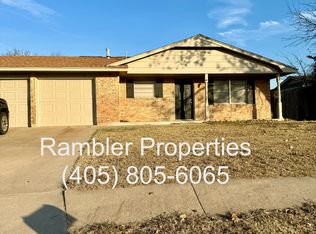 2403 NW Robinhood Dr, Lawton, OK 73505