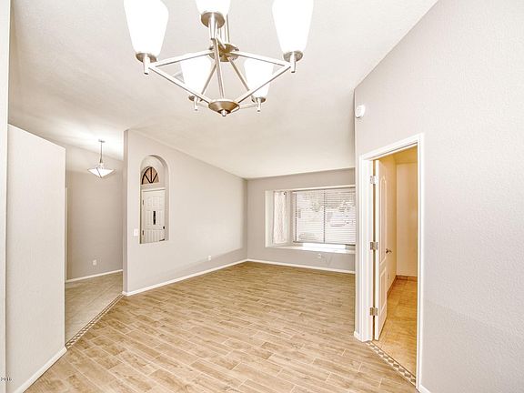 5th image of 3306 Peregrine Dr