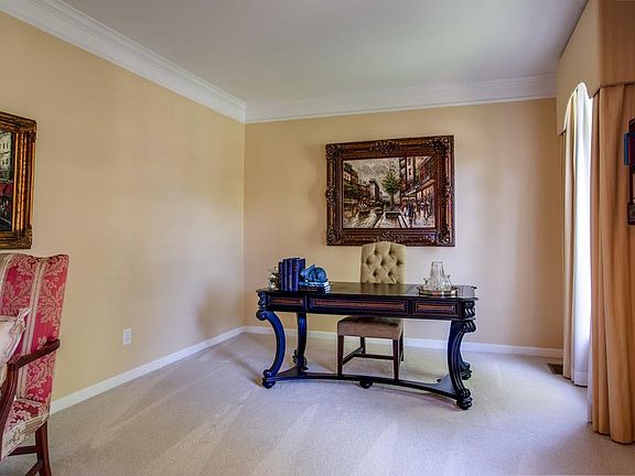 3rd image of 335 Stillcreek Dr