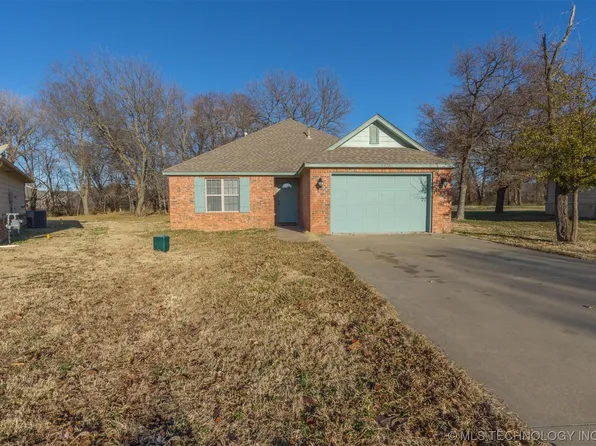 4414 W Perrier Dr, Skiatook, OK 74070