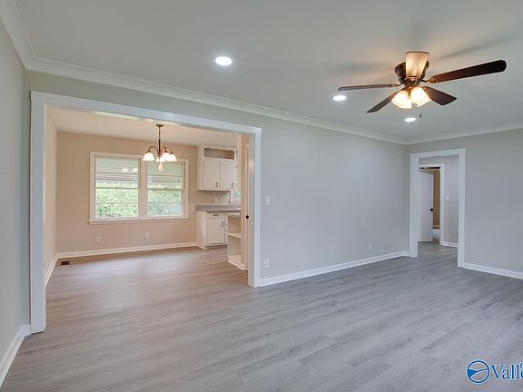 4th image of 3003 Kirkland Dr NW