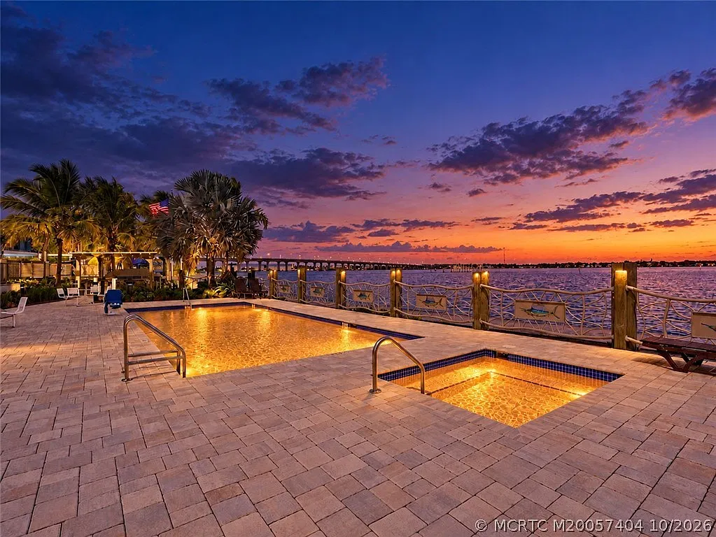 1 bed, 1.0 bath, 709 sqft, $4,000 — Photo 1