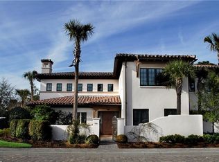 916 Cottages Ln, Sea Island, GA 31561