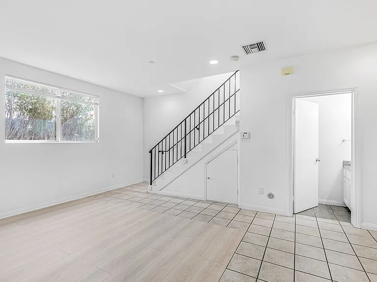 8729 Willis Ave. — Photo 8