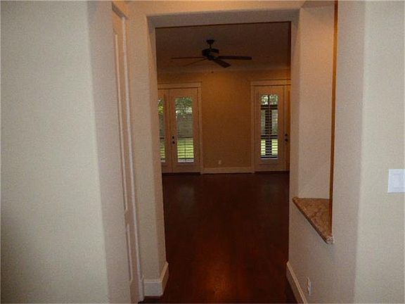 3rd image of 1343 Wakefield Dr
