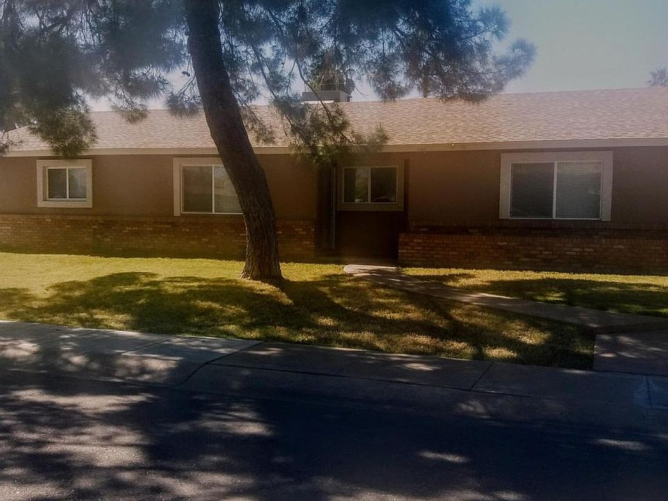 2nd image of 596 N Evergreen St