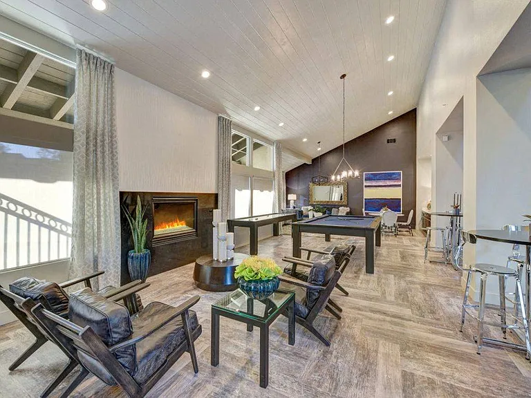 Park Pointe — Photo 16