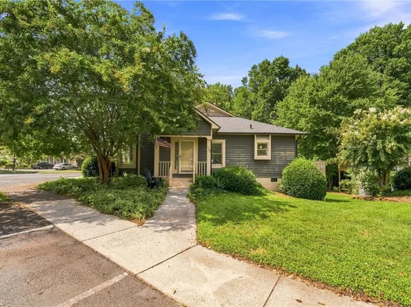 238 Tabor View Ln, Winston Salem, NC 27106