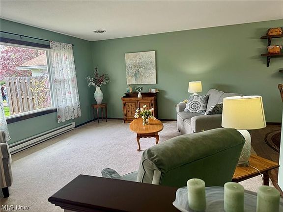 3rd image of 116 Winthrop Dr