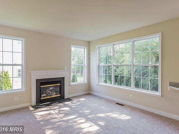 4th image of 12987 Trentdale Dr