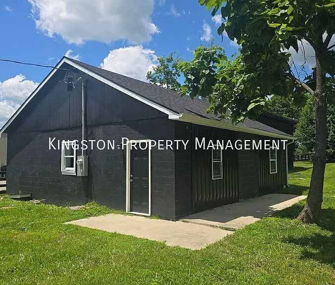 3439 Old State Highway 52 — Photo 18