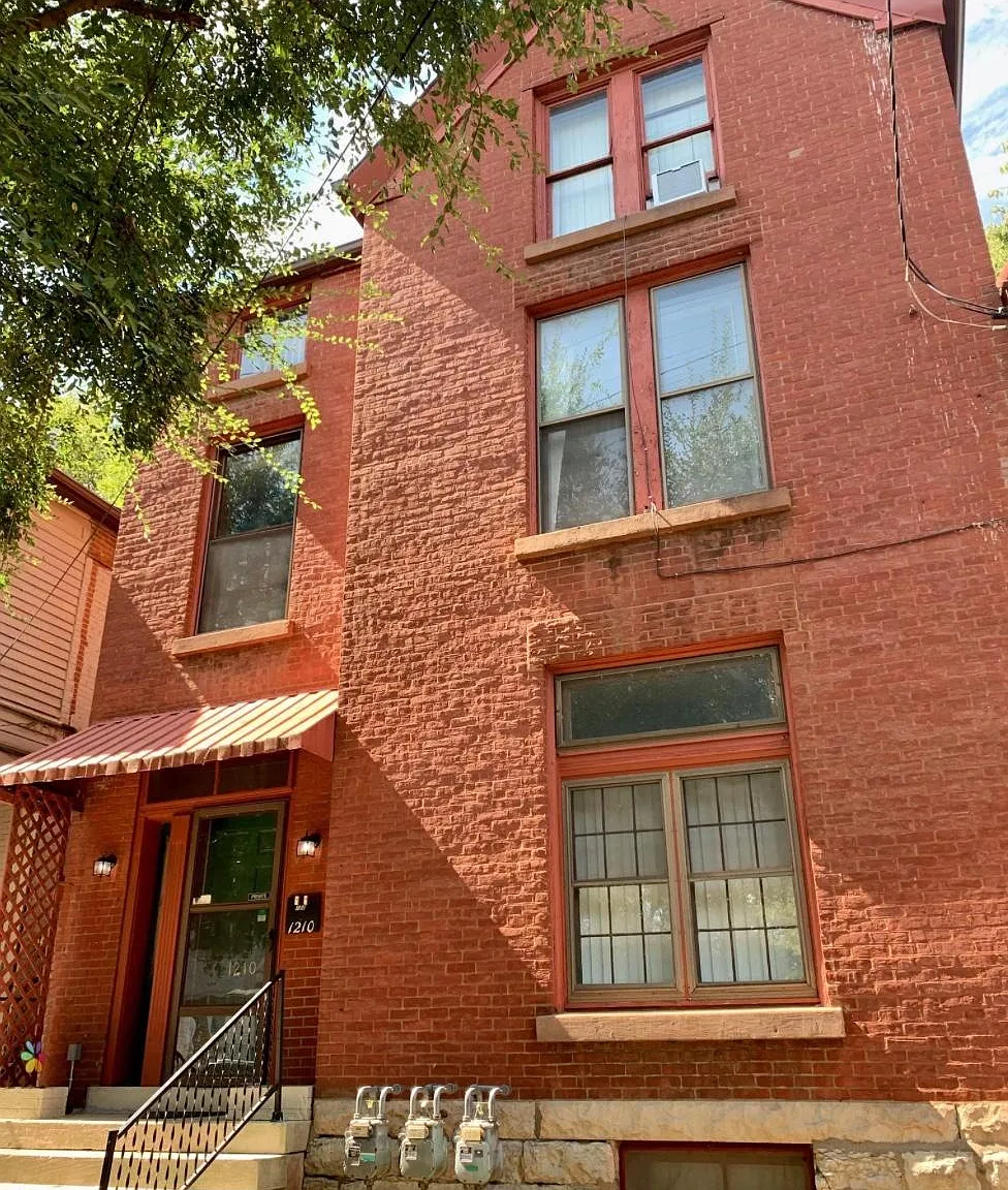 1 bed, 850 sqft, $925 — Photo 2
