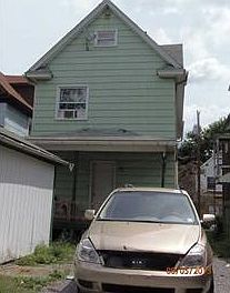2nd image of 118 3rd Ave
