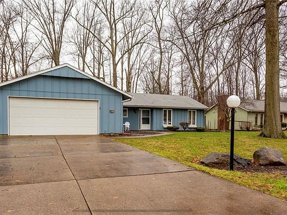 2nd image of 5830 Woodland Dr