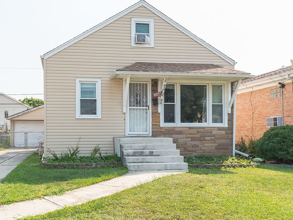 1st image of 3429 N Oketo Ave