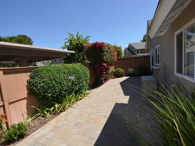 70 Briarwood — Photo 16
