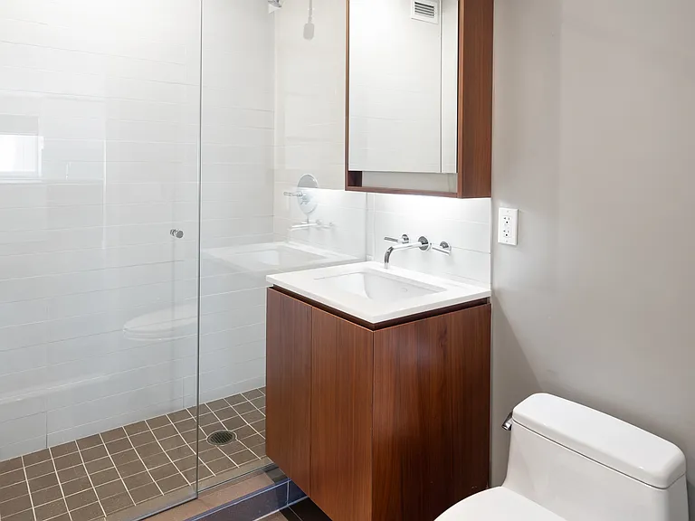 555 W 59th St #10B — Photo 12
