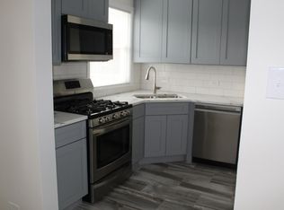 10645 S Artesian Ave, Chicago, IL 60655