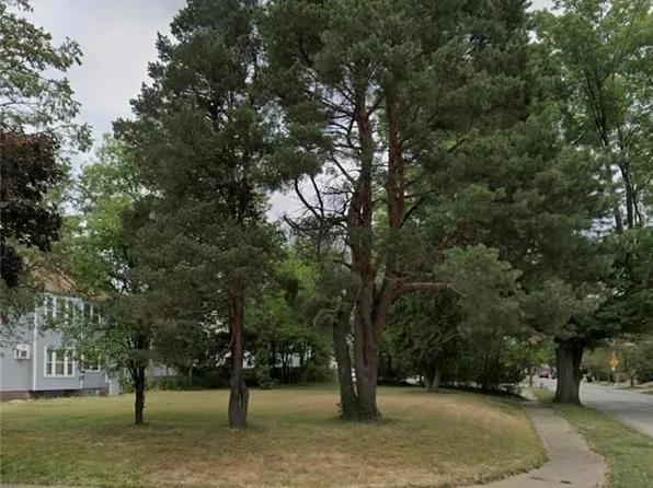 12009 Buckingham Ave, Cleveland, OH 44120