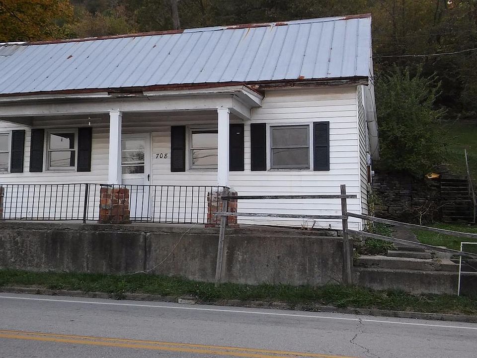 1st image of 708 W 2nd St