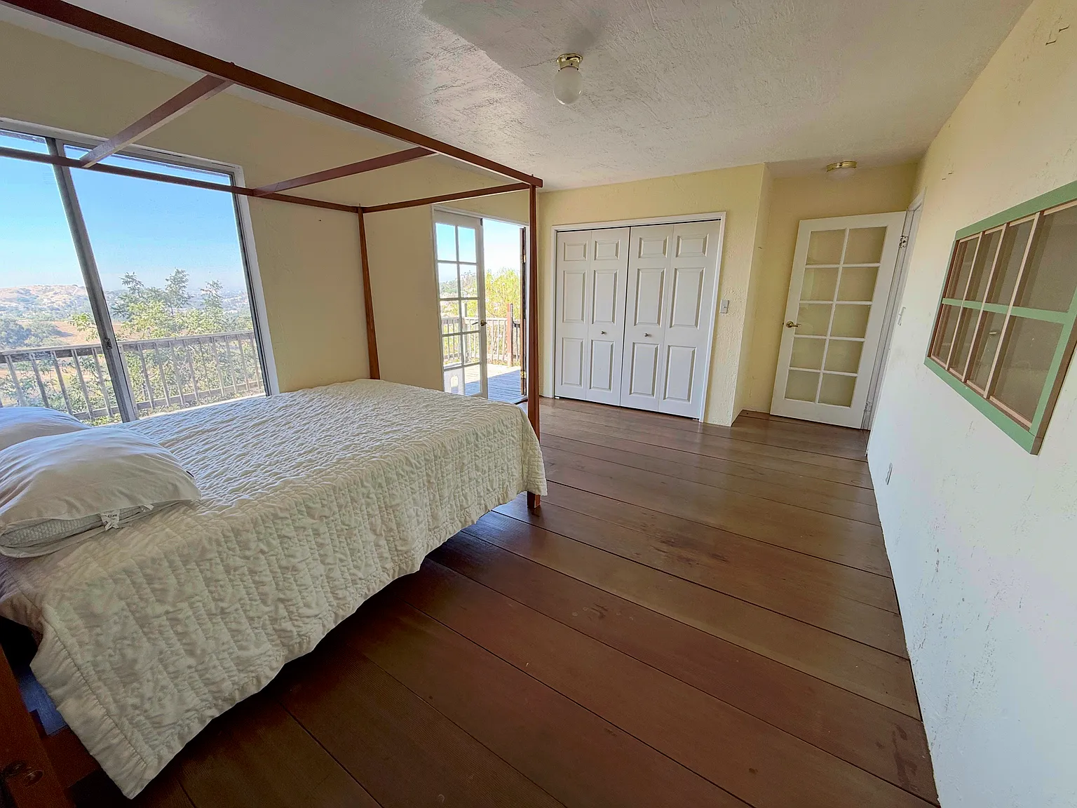 3 bed, 1990 sqft, $4,200 — Photo 4