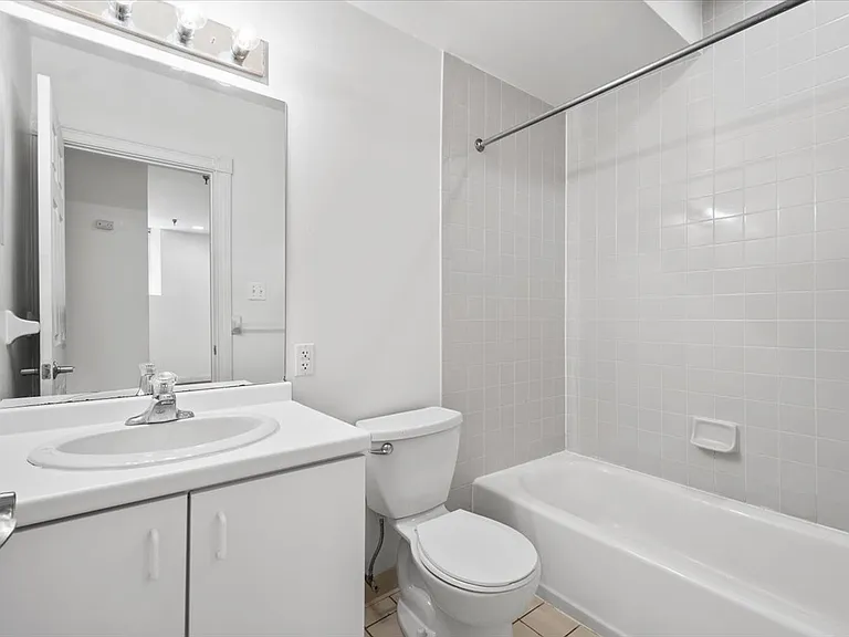 512 Shady Ave #10 — Photo 7