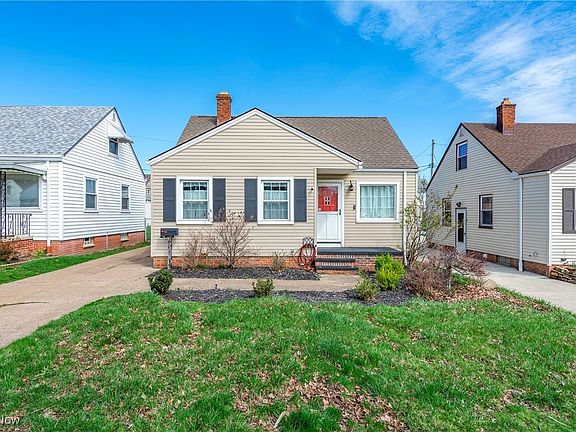 2nd image of 8616 Behrwald Ave