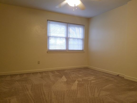 4th image of 1474 W 6th Ave
