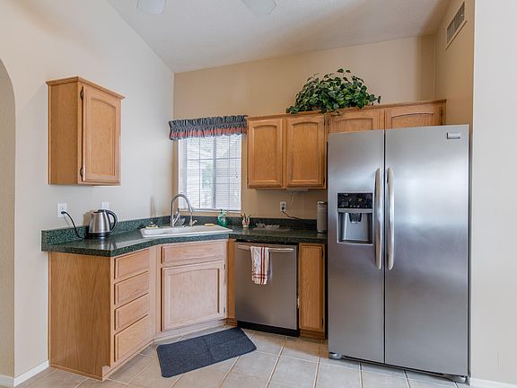 5th image of 9313 E Coopers Hawk Dr