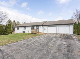 3310 N Percival St, Hazel Green, WI 53811