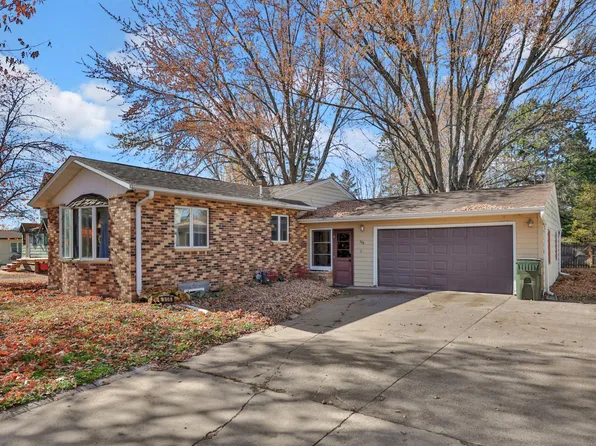 506 Lawler Ave S, Hinckley, MN 55037