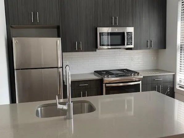 1228 W Diversey Pkwy APT 1F, Chicago, IL 60614