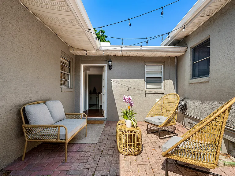 3006 Huntington St #B — Photo 17