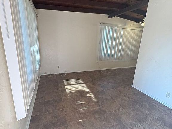 3rd image of 3414 E Lee St