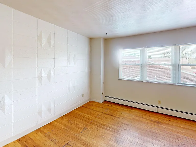 Parkside Apartments — Photo 14