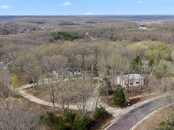 2nd image of 26877 Arrowhead Cove Dr