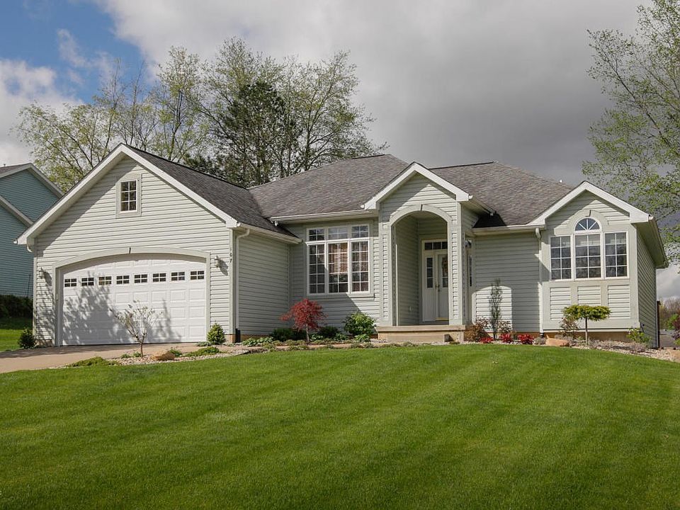 107 Candlewood-101