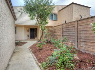 1902 Broken Oak St, San Antonio, TX 78232