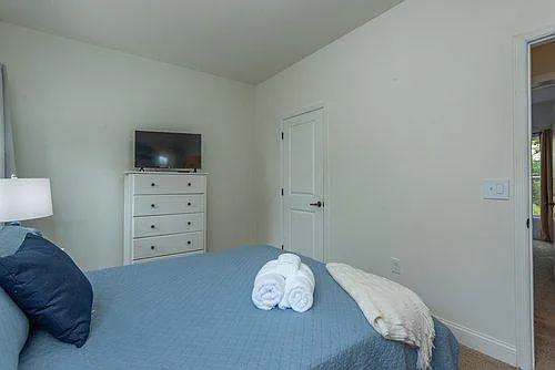 73 Panorama Dr — Photo 17