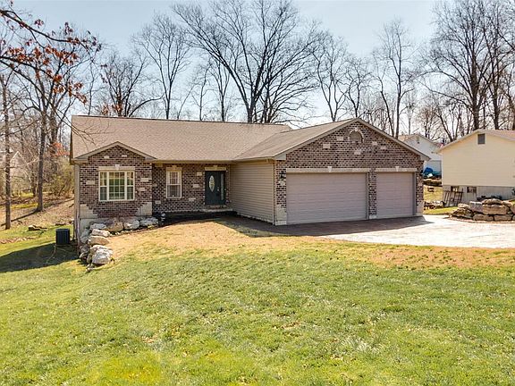 Nearly half acre lot in UNINCORPORATED St Charles County!