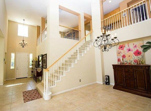 3rd image of 161 Tarragon Ave