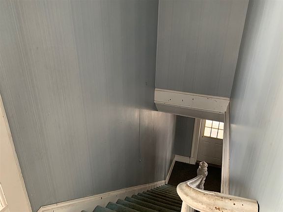 5th image of 44 Glenn St