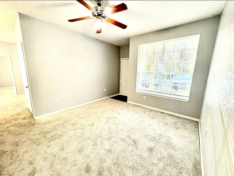 819 Grand Regency Pointe #100 — Photo 3