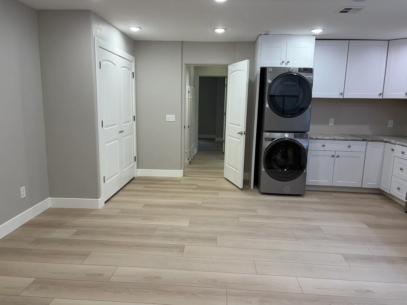 2516 E 2300 South Cir — Photo 4