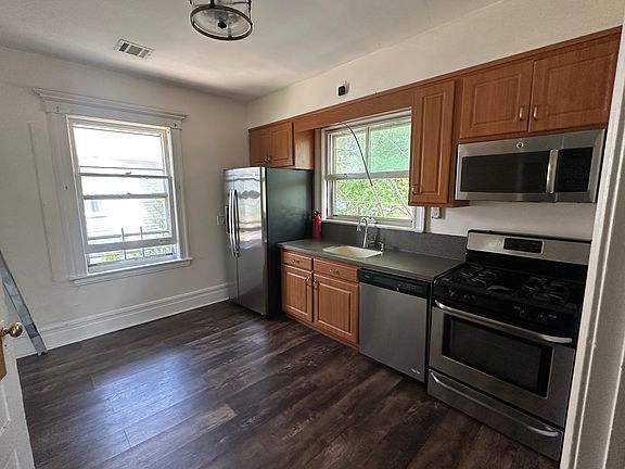 Stainless Steel Appliances!