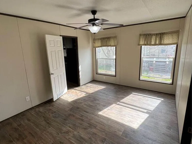 165 Zain Ln — Photo 8